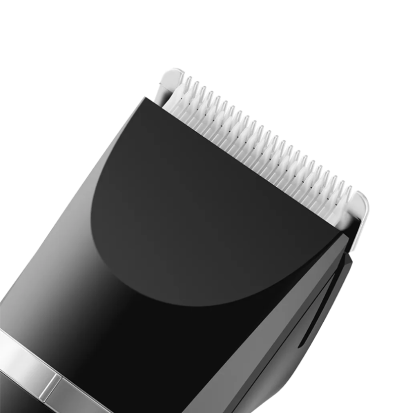 Body groomer blades on a transparent background